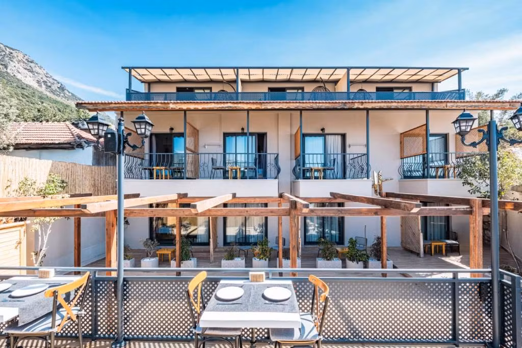 Çınar Otel Kaş +7 — 6