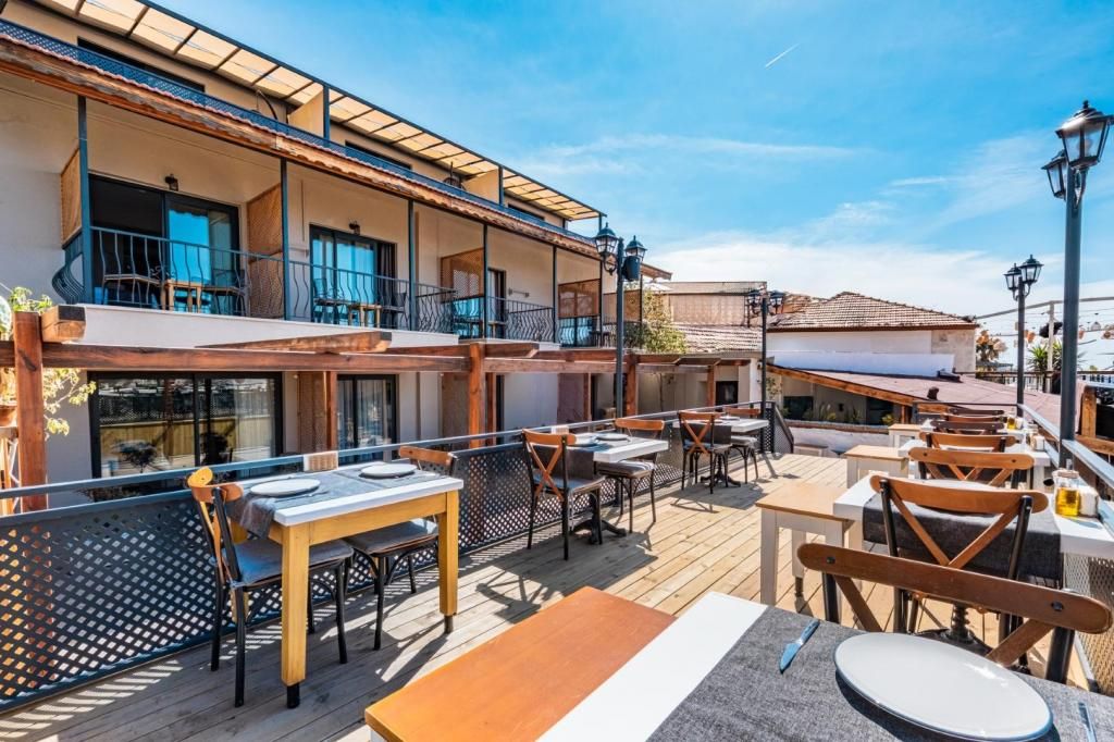 Çınar Otel Kaş +7 — 4