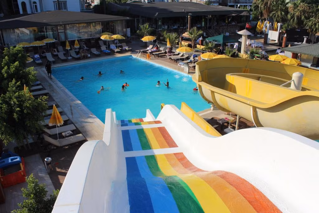 Ünlüselek Hotel — 6