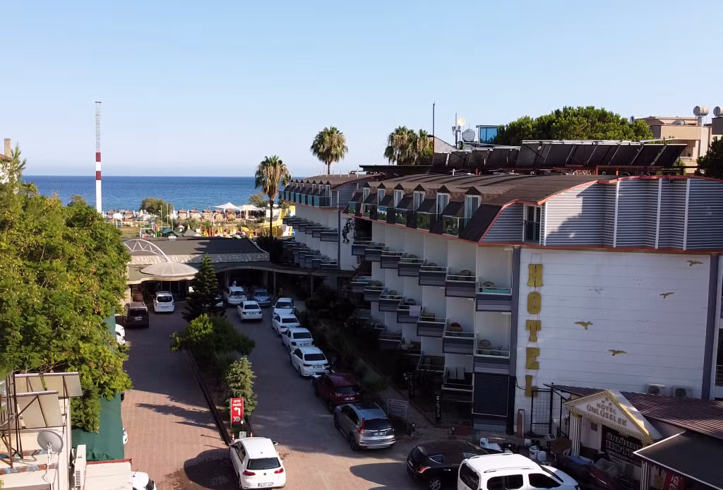 Ünlüselek Hotel — 2