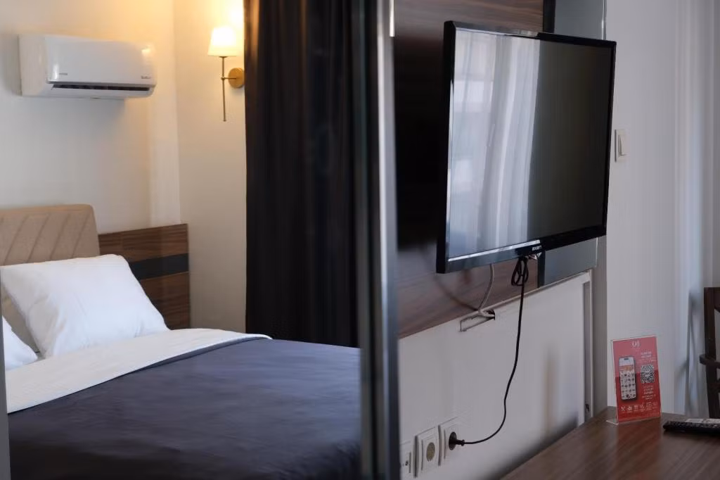 Üstün Otel Alsancak — 9