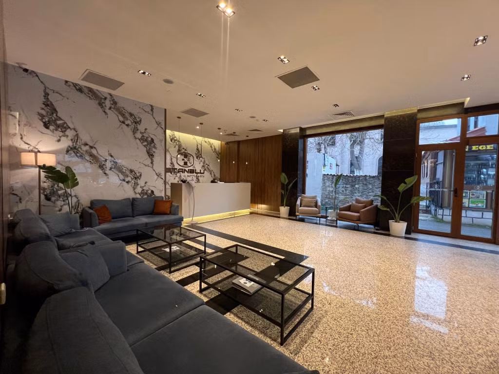 İstanblu Hotel & Spa İzmir — 9