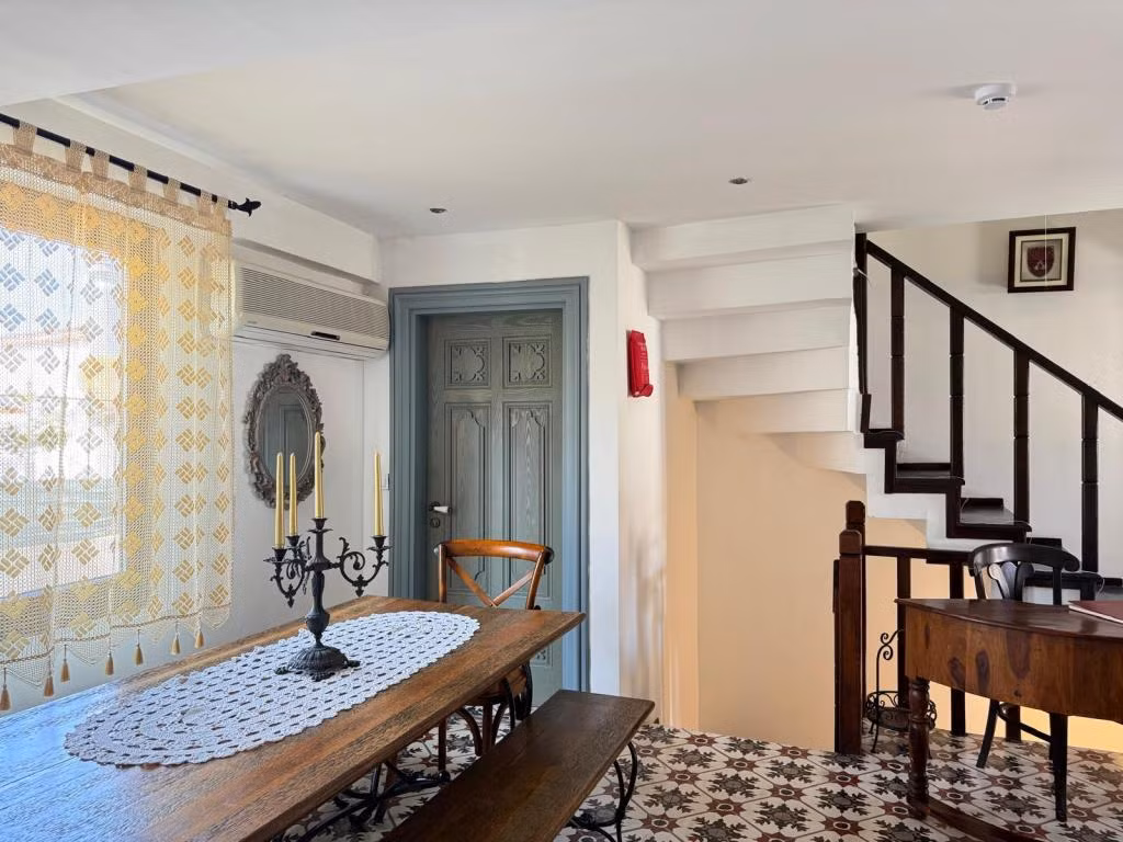 Öykü Otel Bozcaada — 8