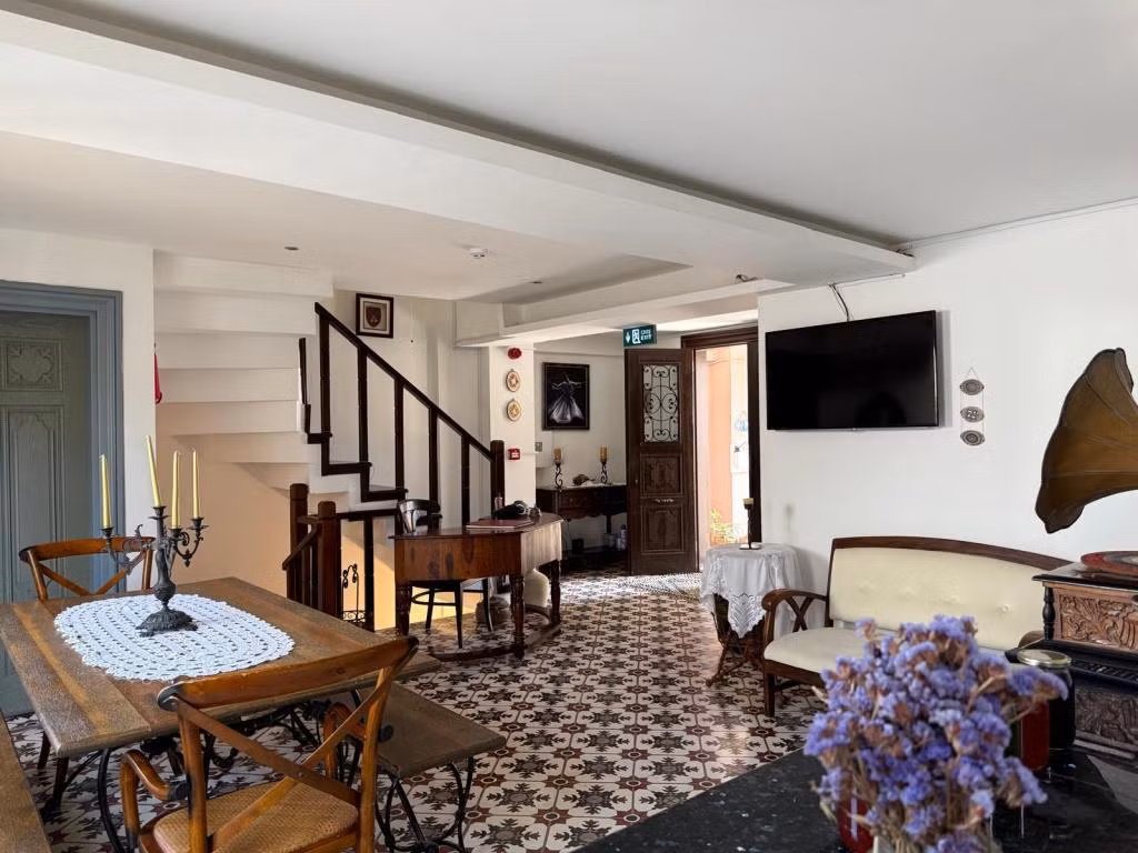 Öykü Otel Bozcaada — 10