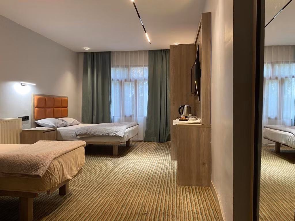 Öz Cumhuriyet Otel — 7