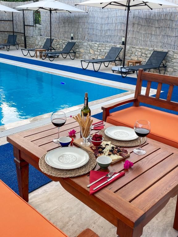 Özgüm Suite Otel Datça — 7