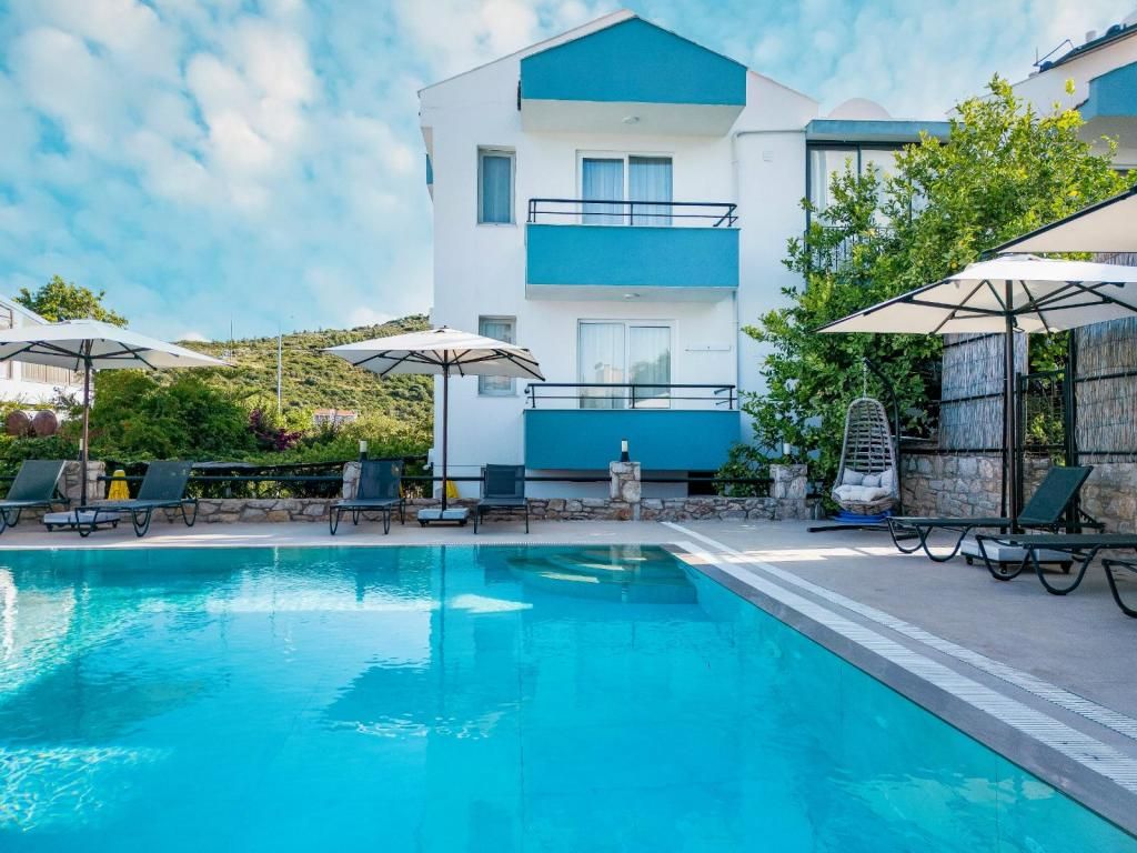 Özgüm Suite Otel Datça — 6