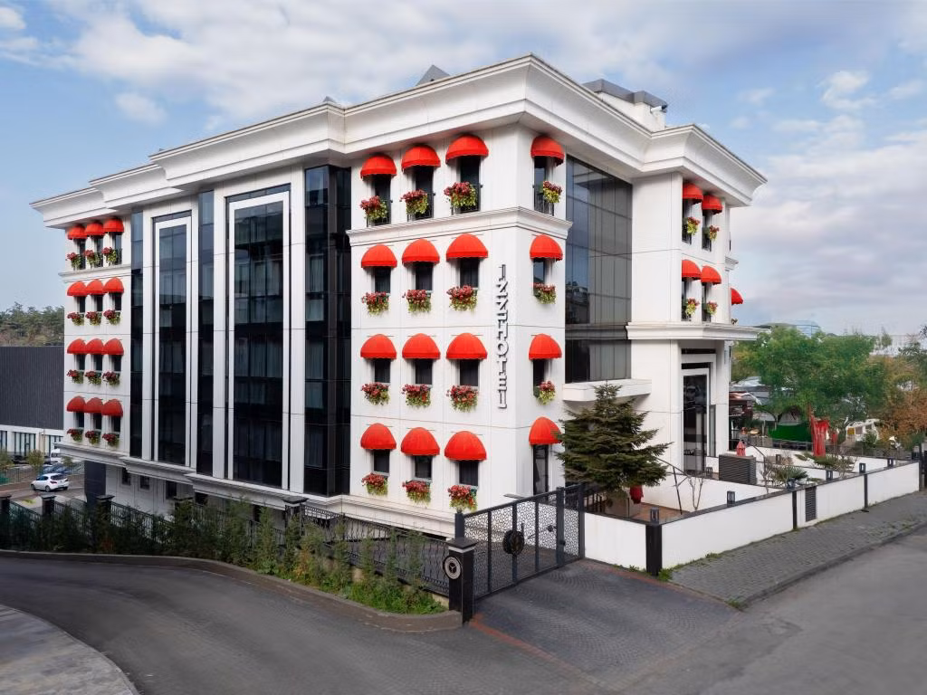 İzz Hotel Koşuyolu