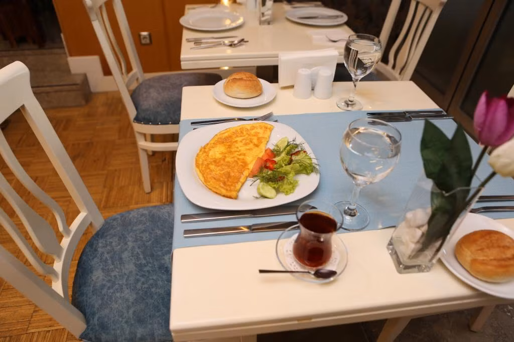 Grand Nora Hotel — 8
