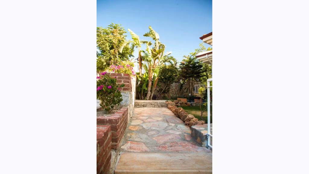 Payam Guest House — 4
