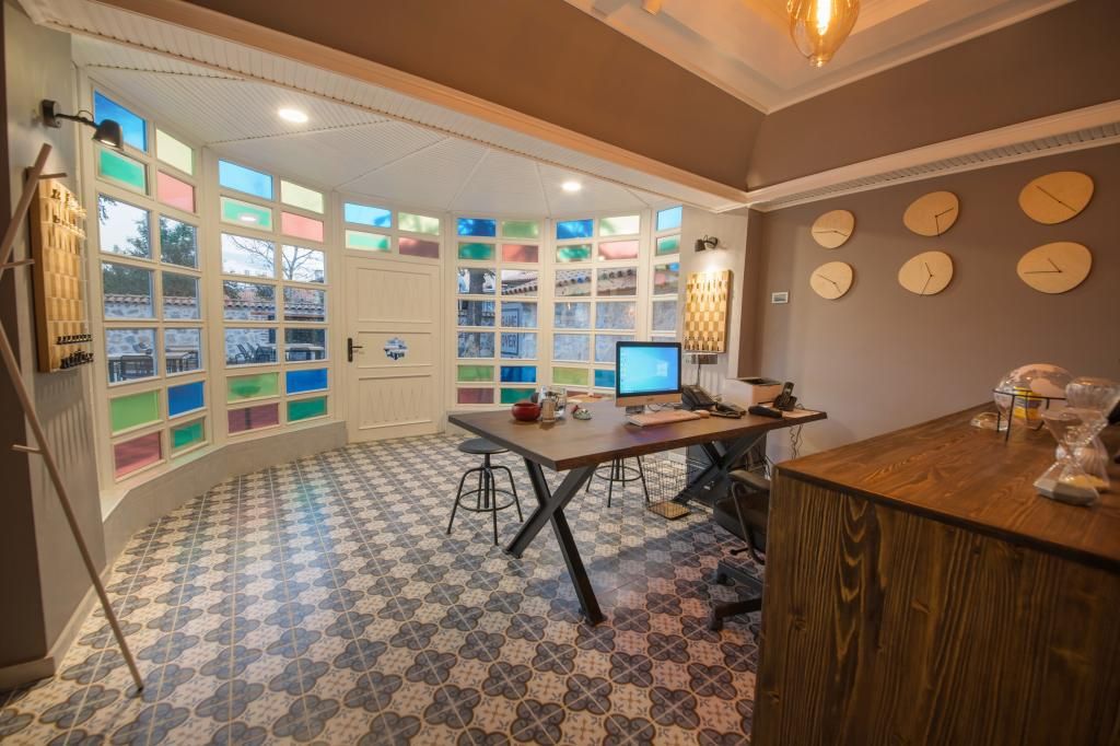 Garp Hotel — 2