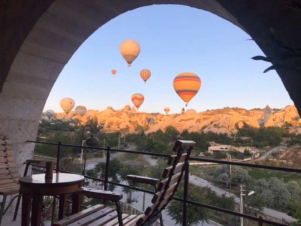 Hera Cave Suites — 8