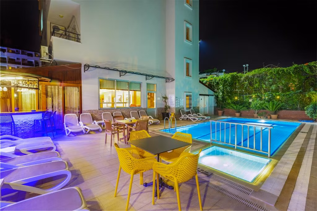 Alanya Beach Otel — 7