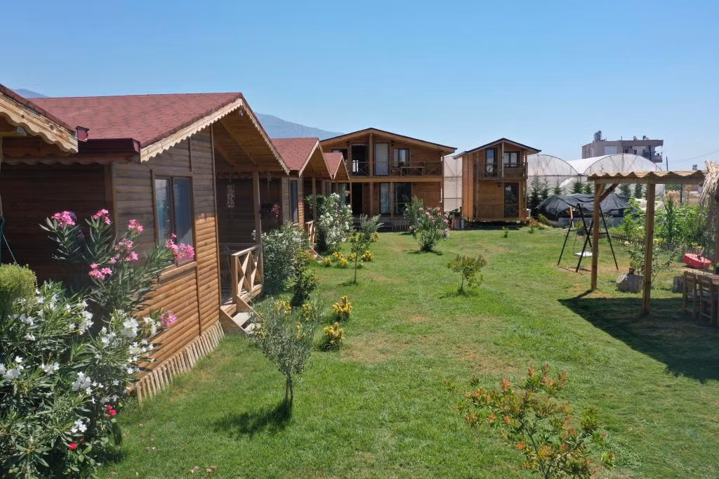 Em-Ba Butik Bungalow — 2