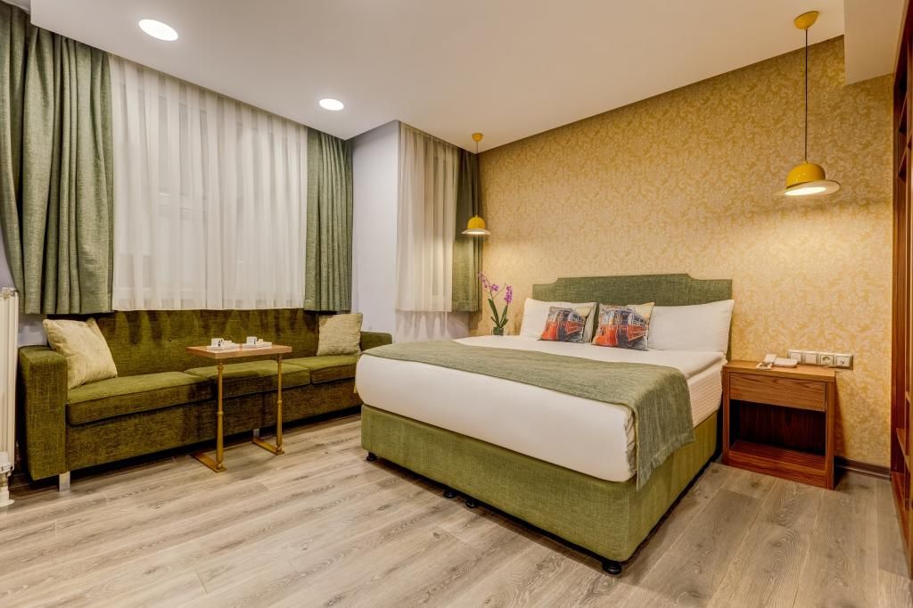 Sometimes Hotel — 4
