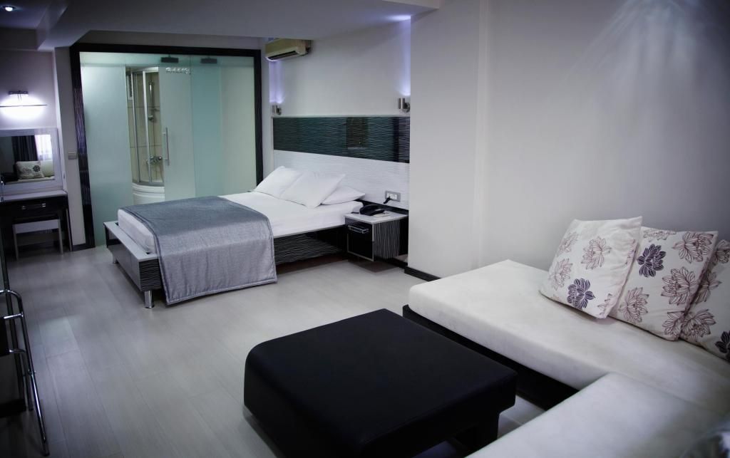 Halley Otel — 9