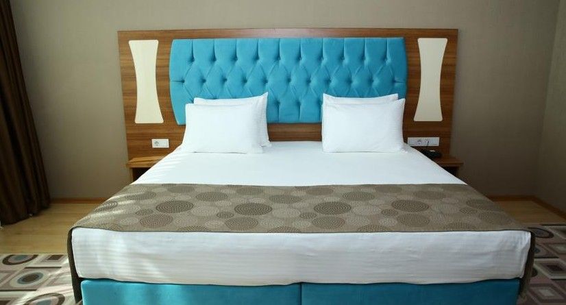 Golden Lounge Hotel — 9