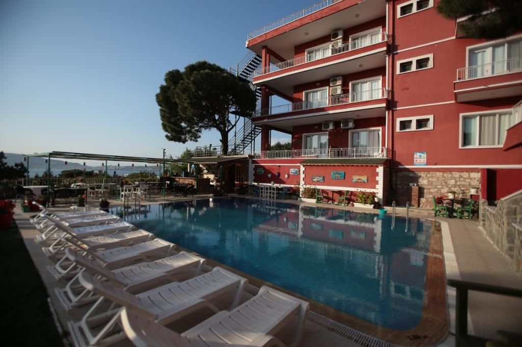 Ayvalık Tunç Otel — 2