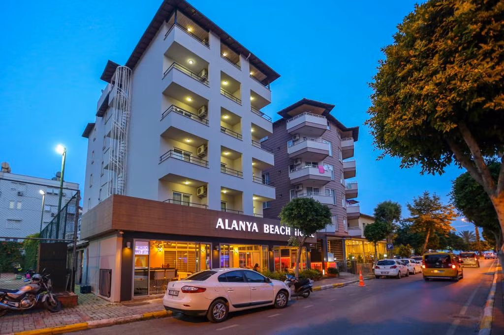 Alanya Beach Otel — 4