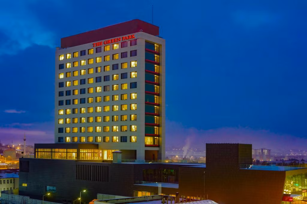Accom Hotels — 3