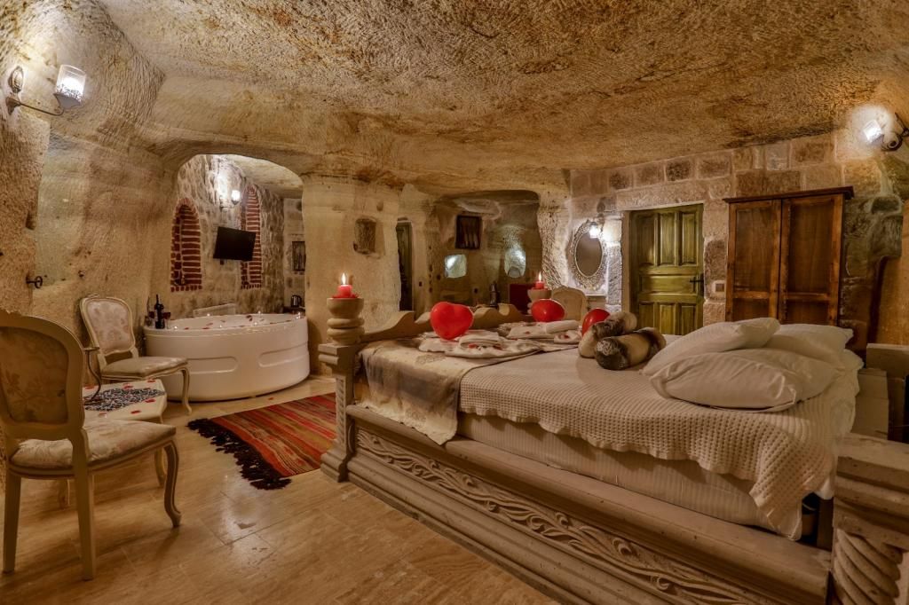Casia Cave Suites — 8