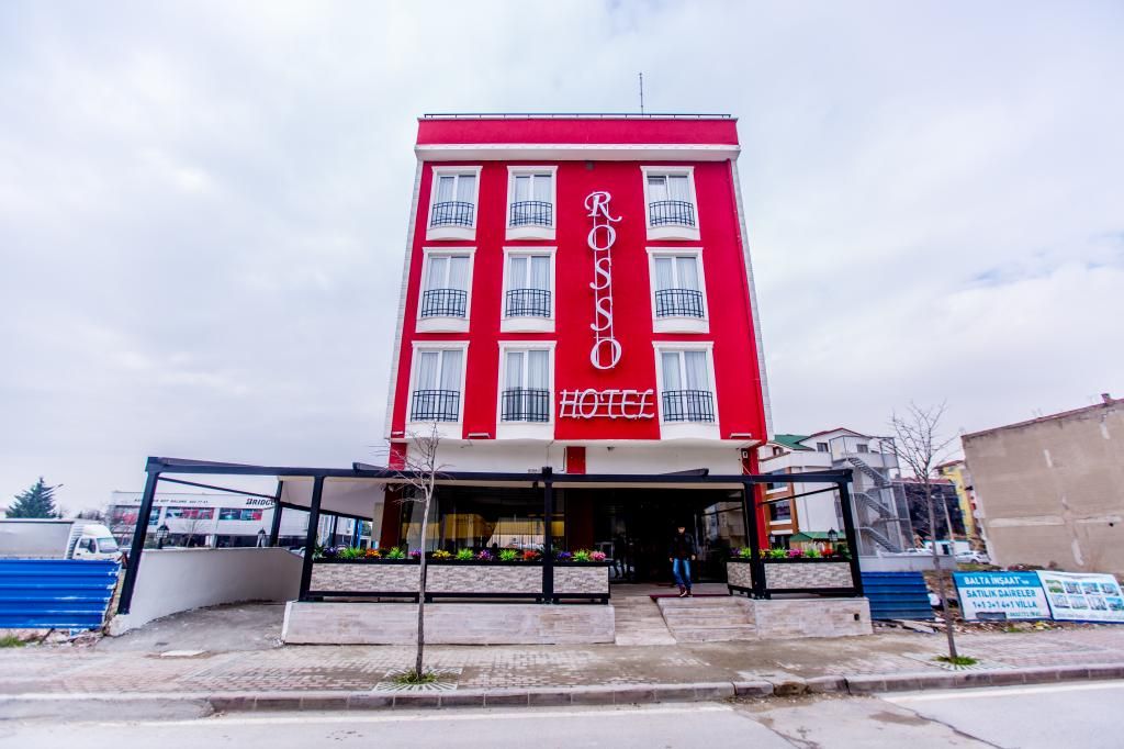 Rosso Hotel — 6