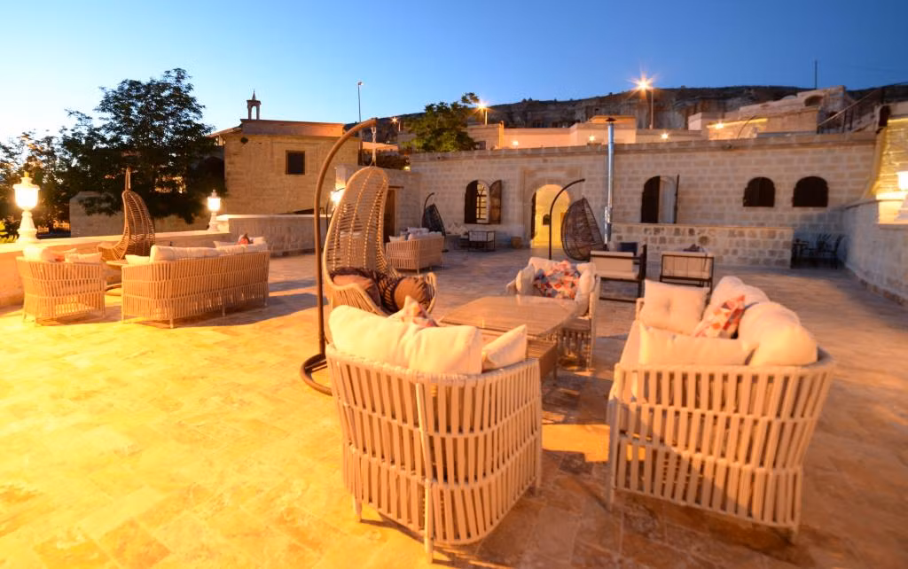Crassus Cave Hotel — 5