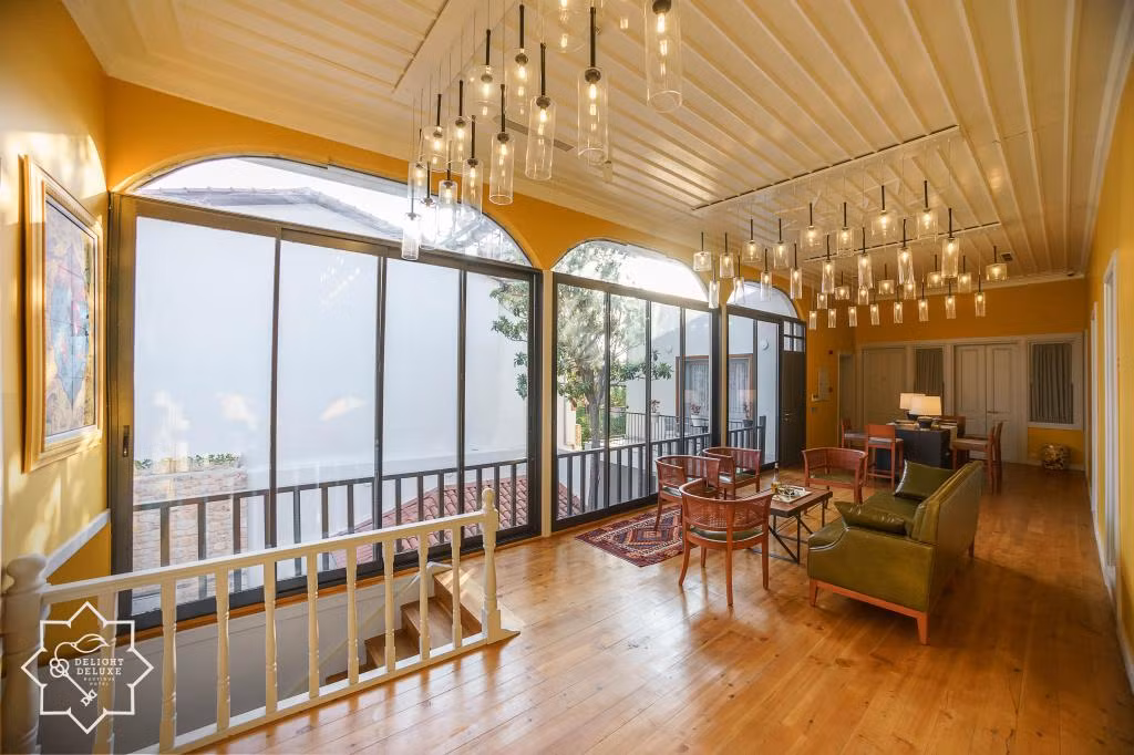 Delight Deluxe Hotel — 6