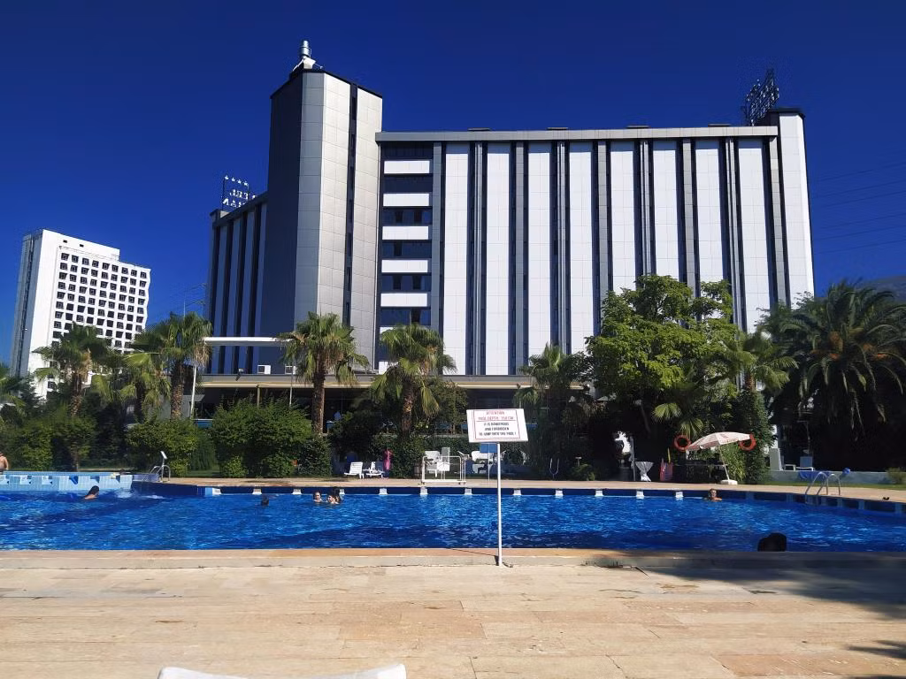 Büyük Saruhan Hotel — 3