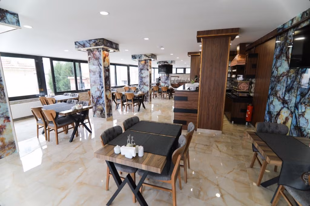Marbes Hotel — 4
