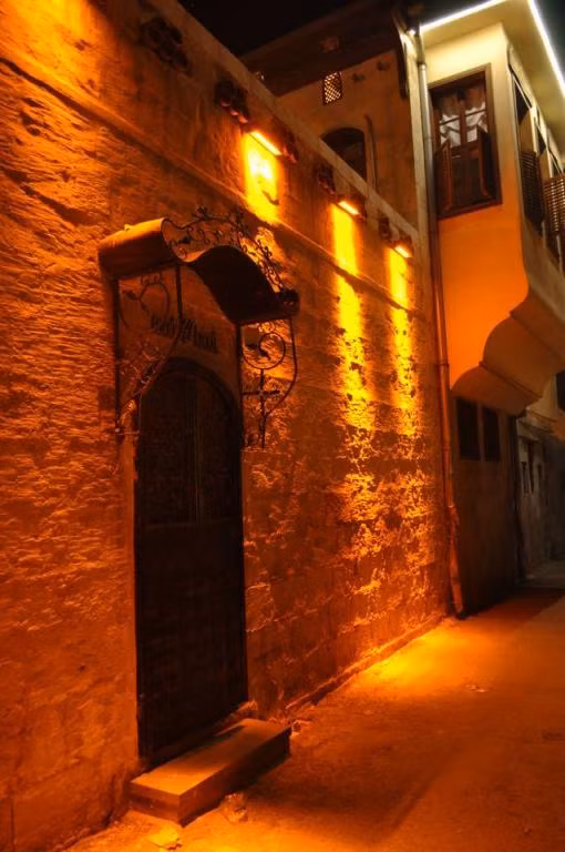 Asude Konak — 4