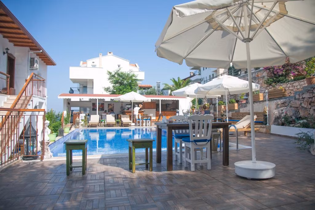 Sunset Villa Hotel — 3
