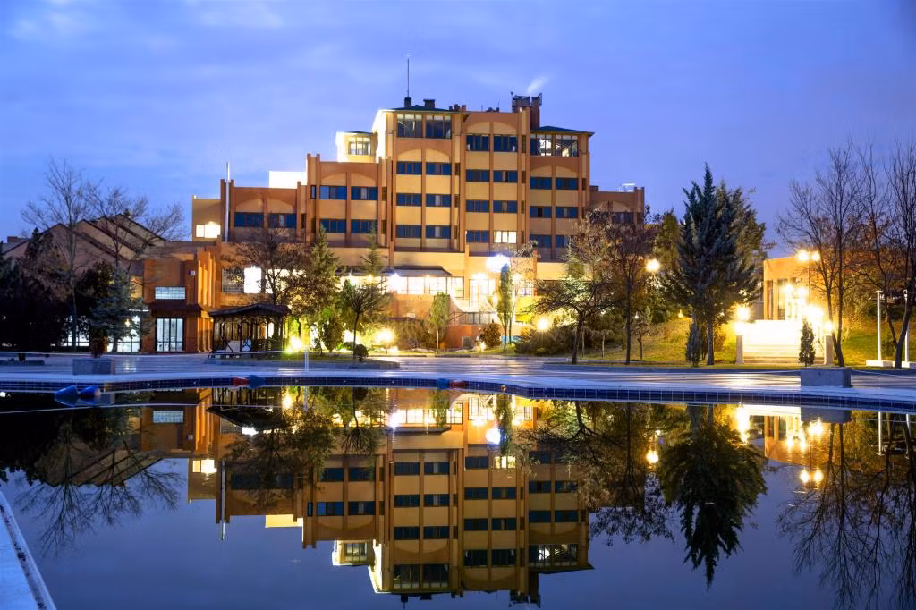 Patalya Lakeside Resort Hotel — 4