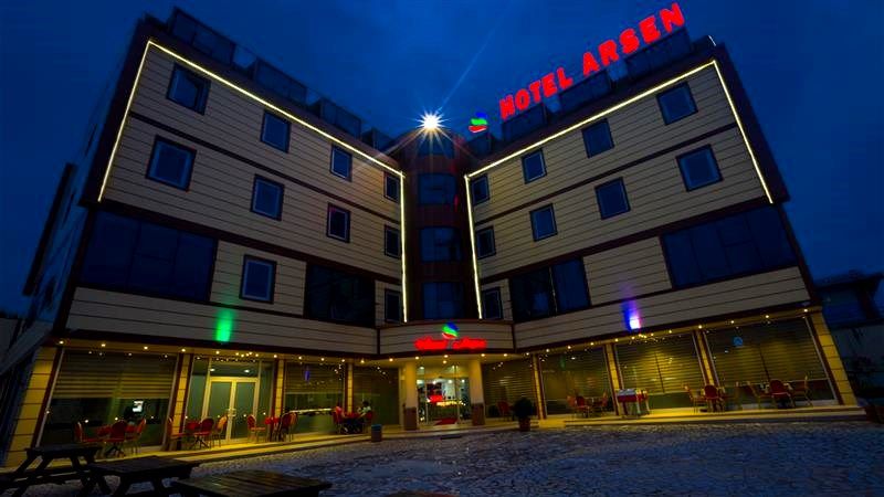 Arsen Hotel