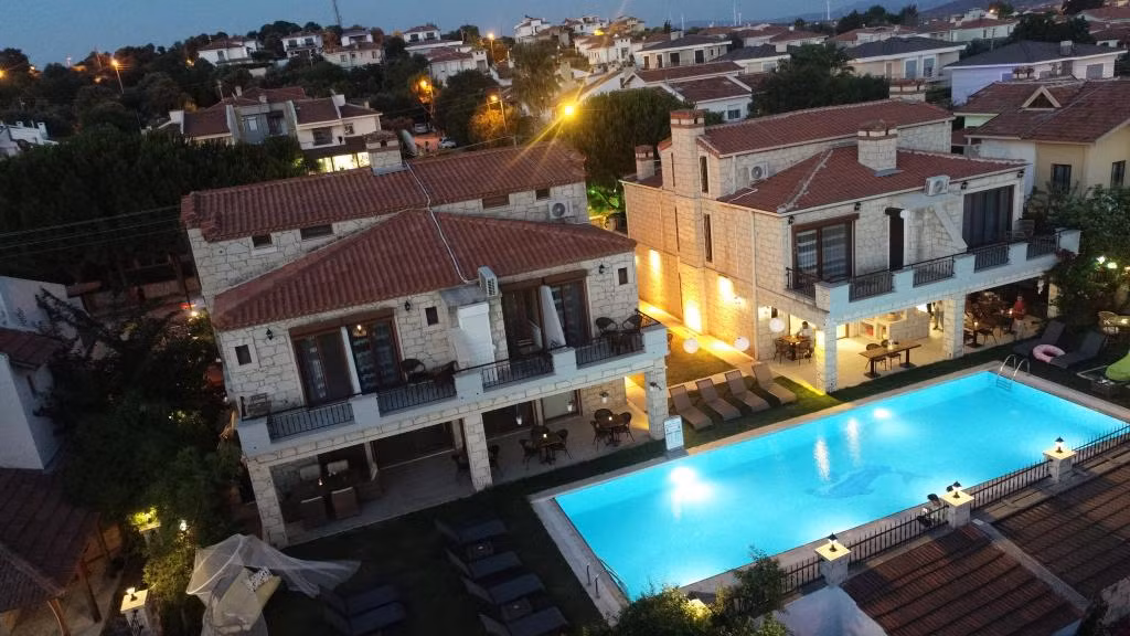 Fizzio Alaçatı Hotel — 8