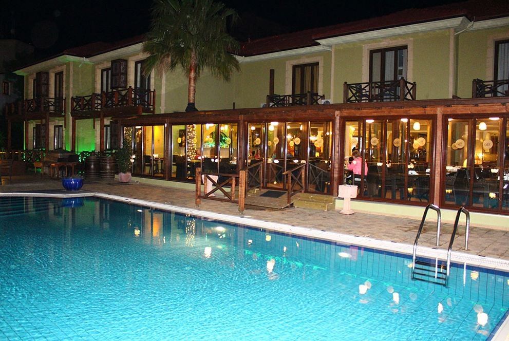 Bella View Art Boutique Hotel — 2