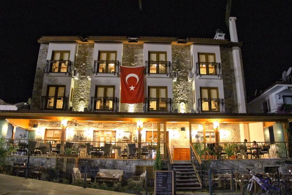 Konak Tuncel Efe — 3