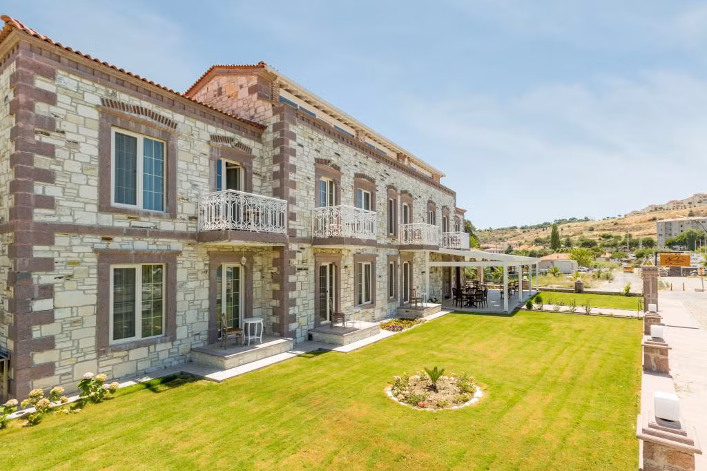 Navalia Otel Foça — 4