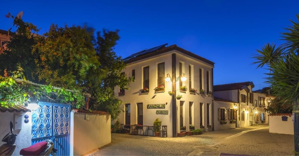 Mandalin Pansiyon Sığacık