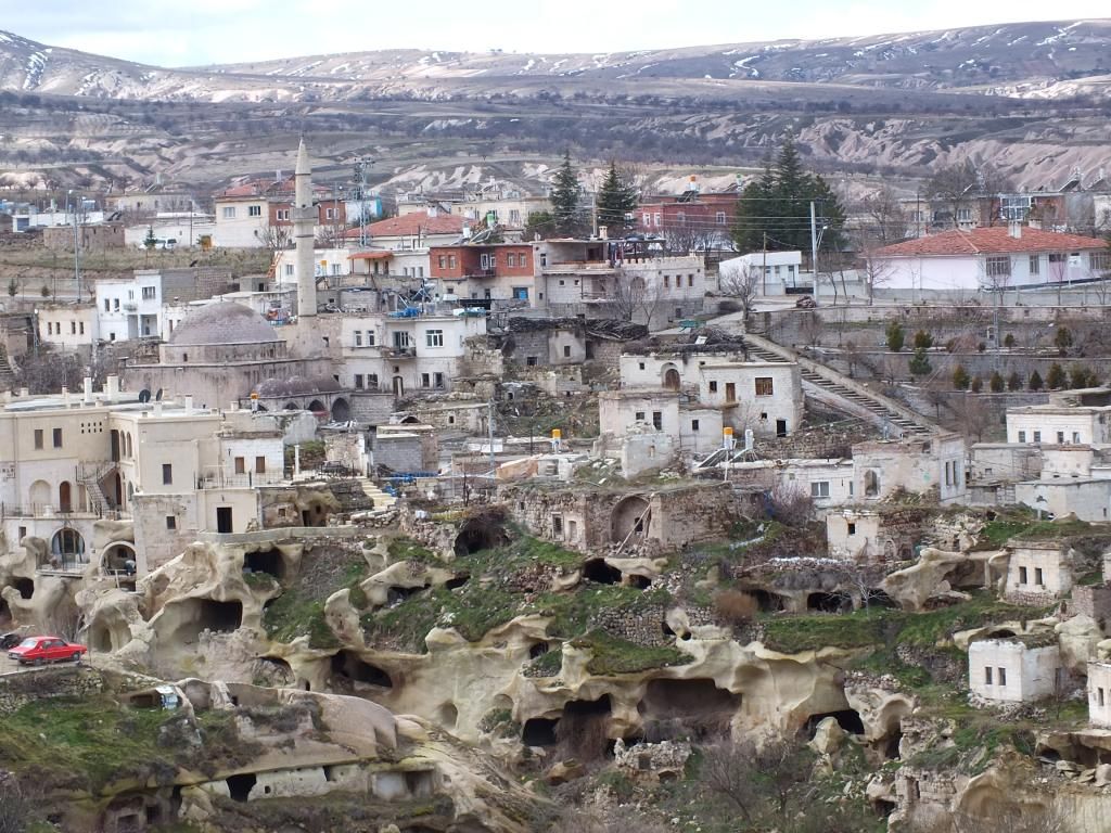 Dilek Tepesi Cave Hotel — 9