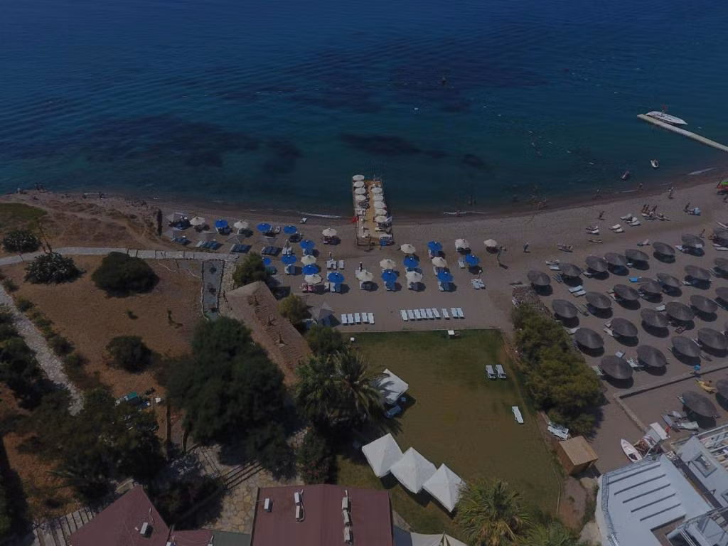 Eles Boutique Hotel & Beach — 2