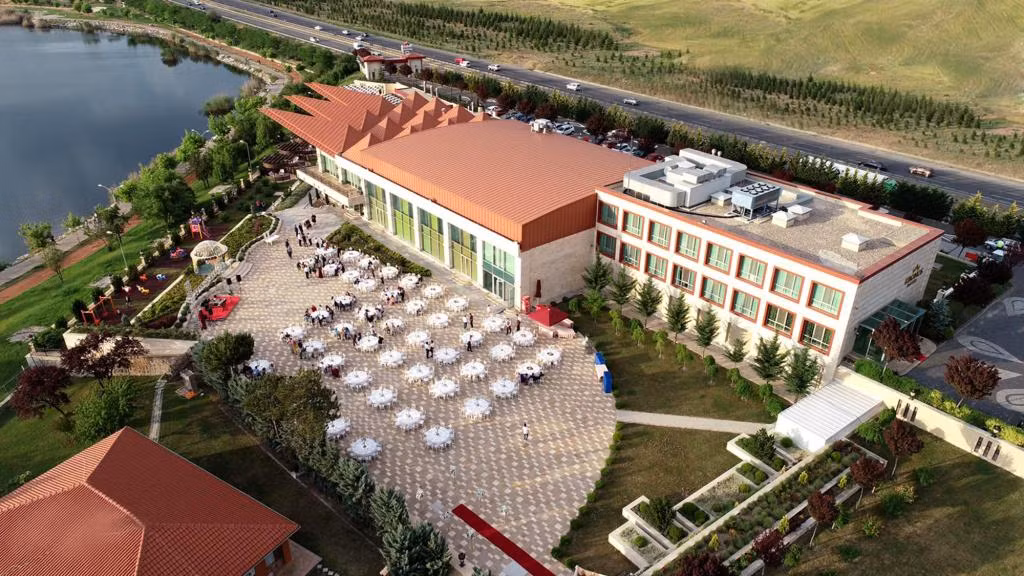 Kronos Hotel Ankara — 4