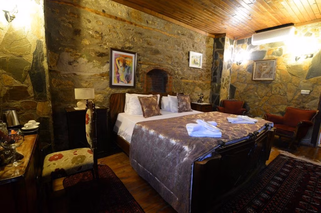 Otel Yorgo Seferis Urla — 9