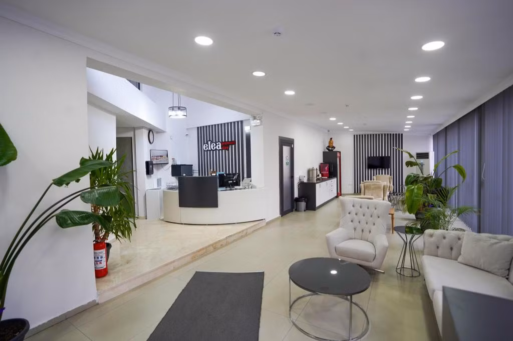 Elea Premium Stay — 4