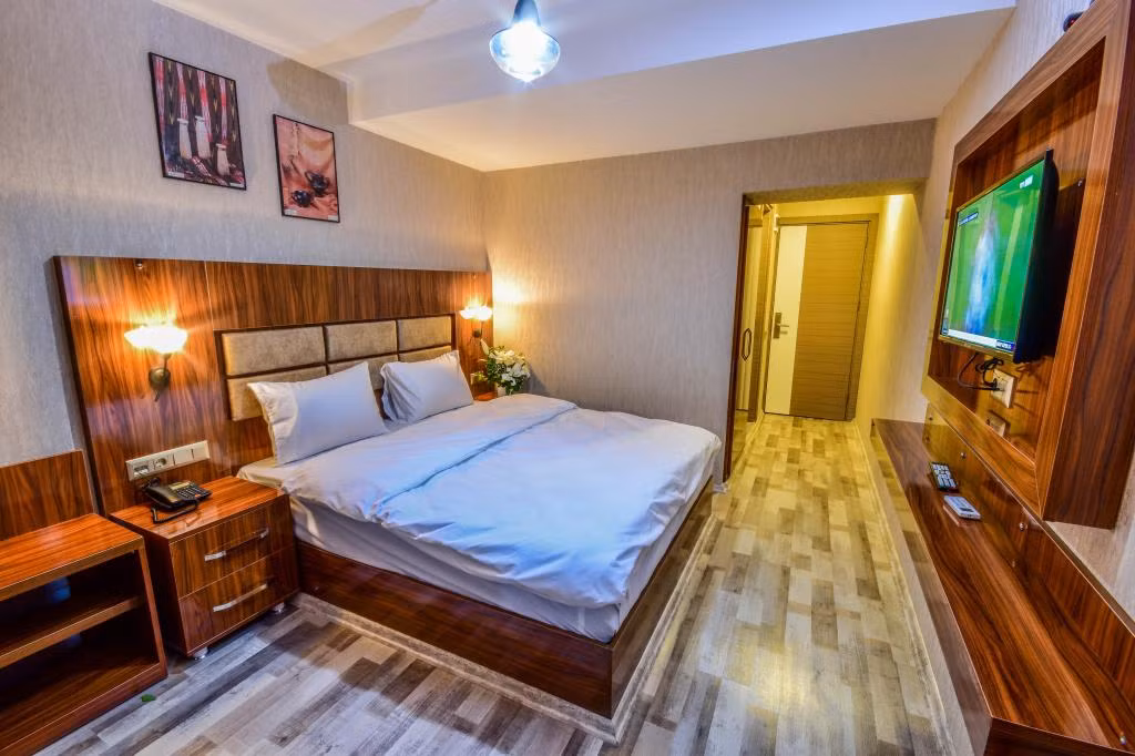 Marina Hotel Konak — 8