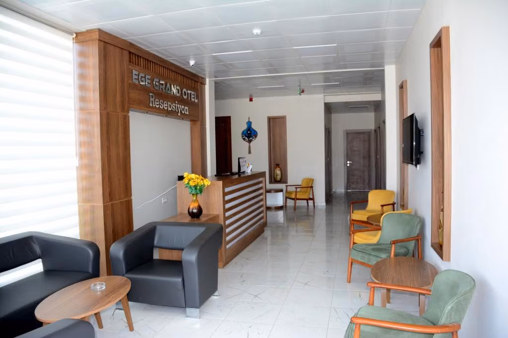 Ege Grand Otel — 3