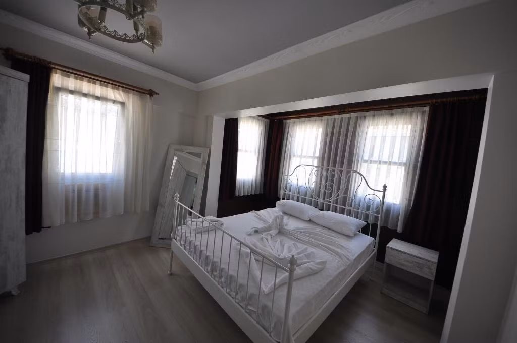 QueenBee Hotel Selçuk — 5