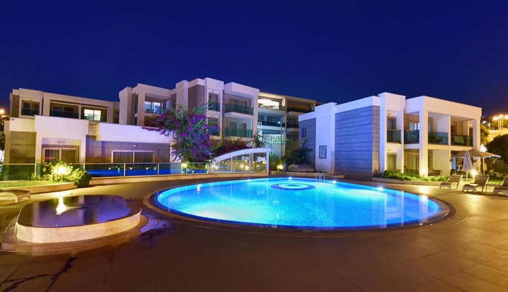 Royal Palm Residence — 4