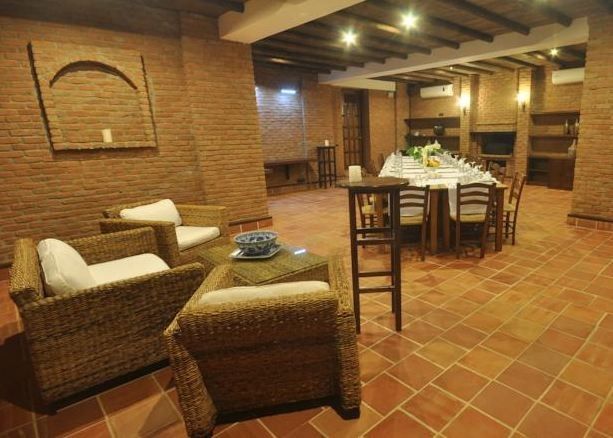 El Vino Hotel & Suites — 4