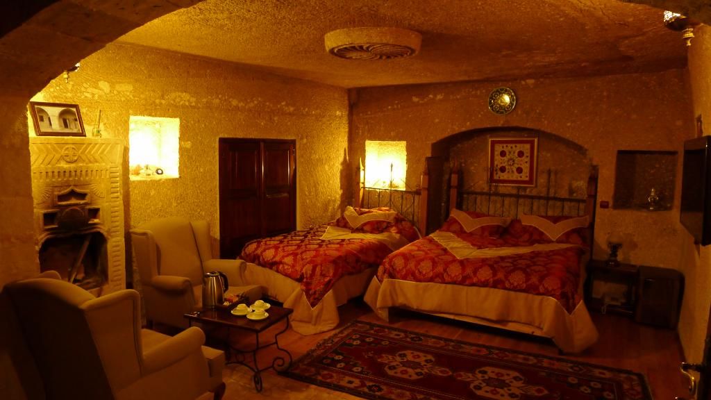 Travellers Cave Hotel — 6